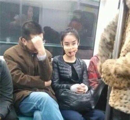搞笑图片幽默段子笑话：兄弟看后面你女朋友要跟别人跑了！(图3)