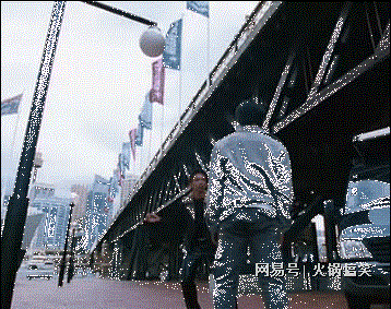 九游娱乐：搞笑幽默段子：小伙子你身手不错不过你摊上大事了(图1)