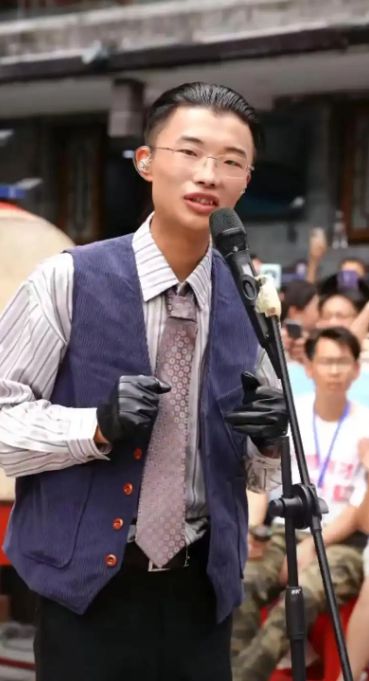 网红郭有才泡沫散去之后以前飘得有多高如今摔得就有多惨(图15)