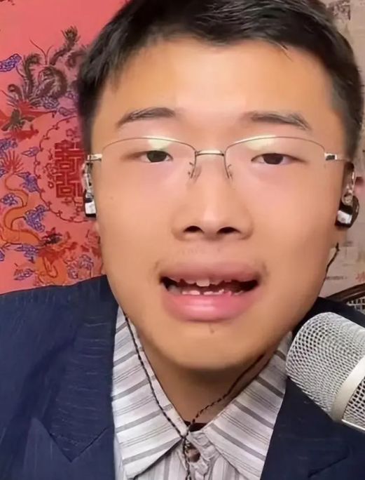 网红郭有才泡沫散去之后以前飘得有多高如今摔得就有多惨(图17)