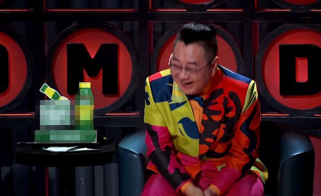 脱口秀界要完啦！几个rap烂梗+飙俩英文单词=超高分好笑在哪？(图5)