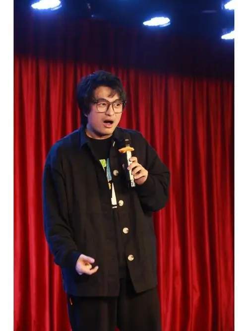 脱口秀演员怪不得段子写得好个个高材生！rap圈你们臊不臊？(图8)