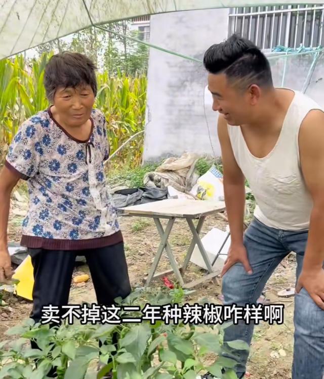 九游娱乐NineGame：45岁网红社会哥去世近半年脸色浮肿发黑死因曝光(图5)