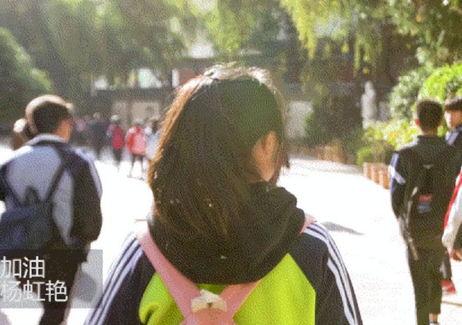 为了凑钱上学甘肃农村女孩给马云寄母鸡惨遭拒绝后竟一哭成名(图18)