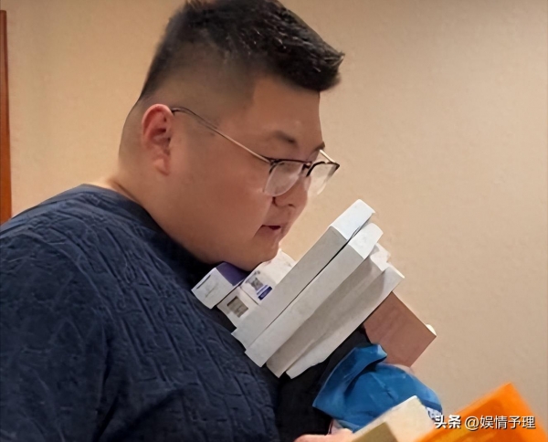 网红猴哥说车夫妻终离婚妻子已见律师(图12)