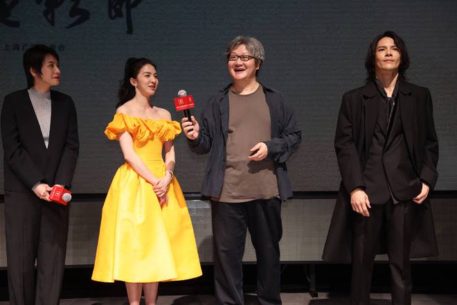 《门前宝地》幕后的幼稚与浪漫：向佐2亿玩票郭碧婷直言被骗(图16)