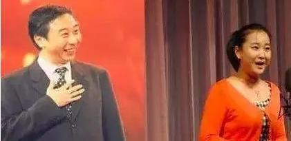 冯巩67岁生日现场曝光！徒弟贾玲惊喜现身寿宴朴素只有亲近之人(图5)