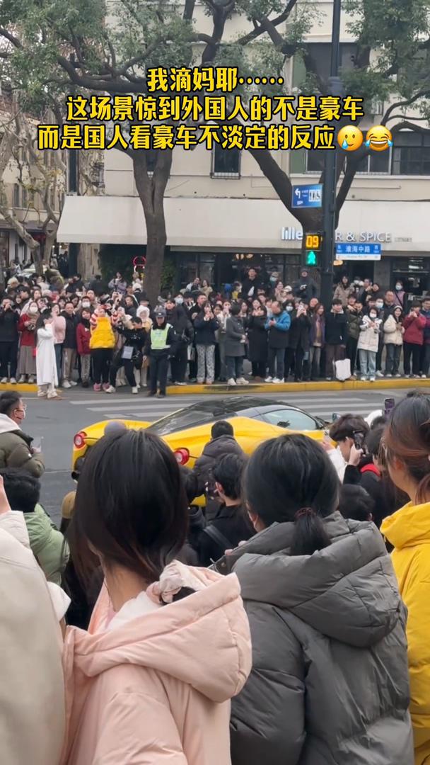 全网笑话的“沪爷炸街”炸出多少无知的“新式少爷”