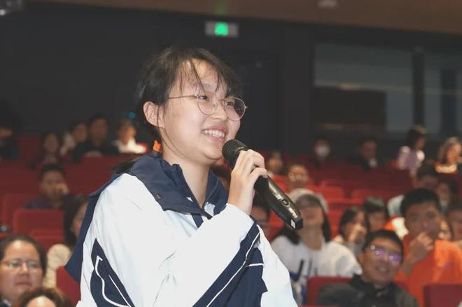 深圳中学生幽默图鉴！“圳少年·有线期热度爆表！(图8)