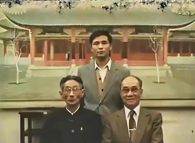 马志明德云社里唱京韵大鼓宝刀不老王惠师父韩宝利三弦伴奏(图3)