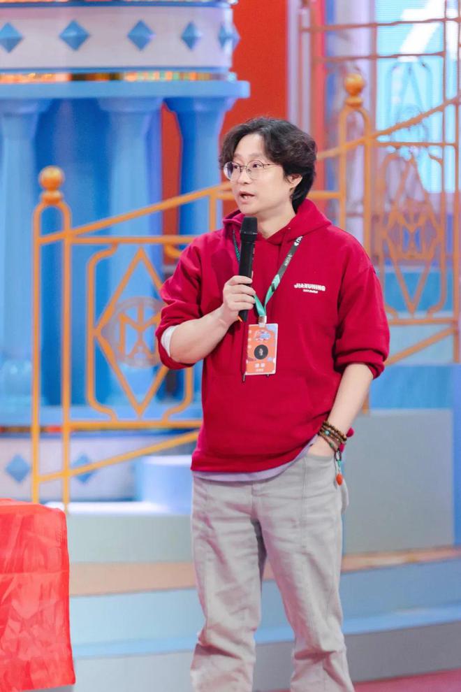 从荒诞故事会到综艺圣体《火星情报局》的喜剧突围术(图16)
