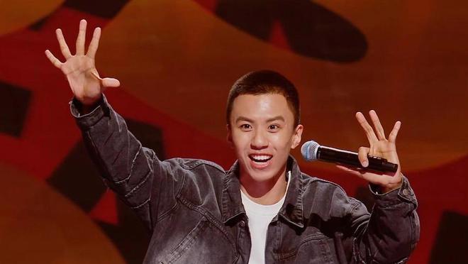 九游娱乐NineGame：付航再次带来一场脱口秀《人生需要Passion