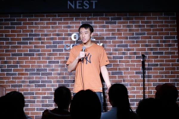 我们问了13个大学生：为什么要讲脱口秀(图2)