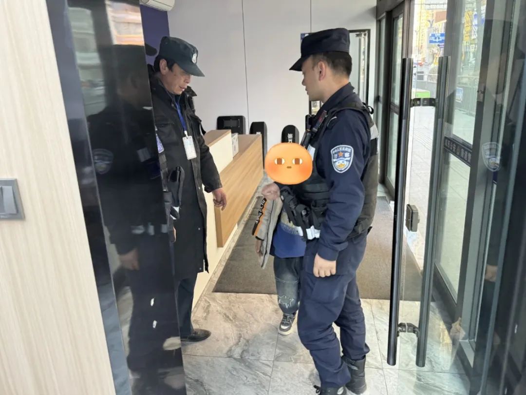 九游娱乐：【小故事大能量】有速度有温度暖心故事“连连看”