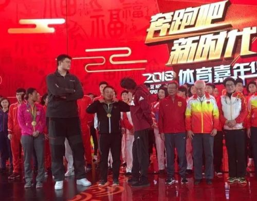九游娱乐NineGame：金牌和金子刘国梁改变国乒的这些年(图9)
