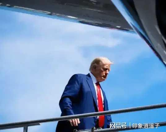 九游娱乐NineGame：笑话：土地归俄罗斯资源属美利坚债务归欧罗巴荣耀属乌克兰