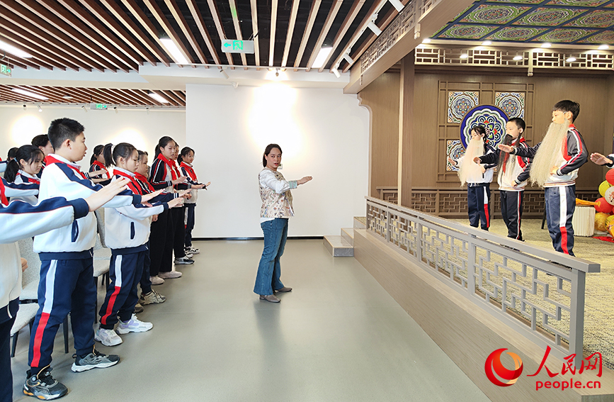 九游娱乐：天津河西：绘制“研学地图”提升协同育人质效