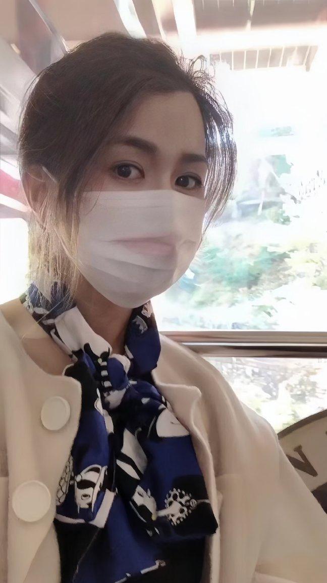 她23岁继承数十亿资产身家是王思聪的十倍美貌气质不输章泽天(图11)