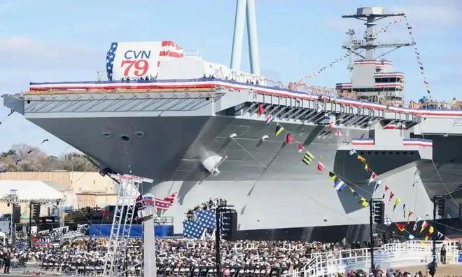 120000吨核航母将登场！搭配75架五代隐身战机俄：领先世界20年(图1)