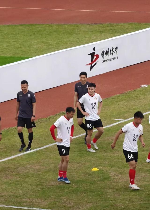 九游娱乐：苏超联赛：常州主场0-1负于扬州遭三连败(图4)