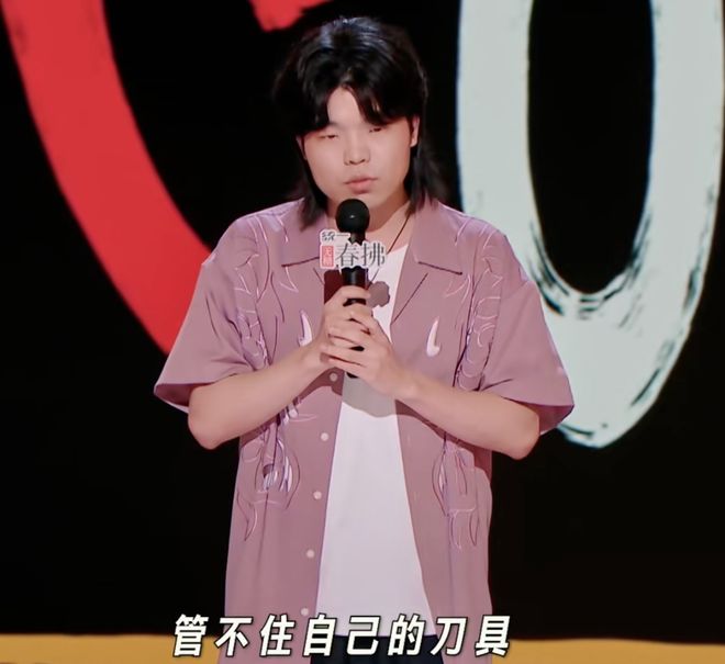 《喜剧之王单口季2》第四期：嘻哈与王鑫博压轴奉献精彩对决(图10)