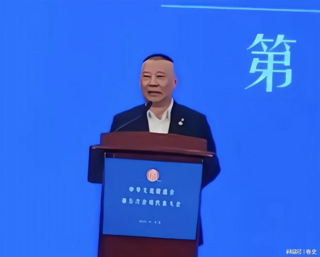 天津人的骄傲中国传统相声的骄傲恭喜郭德纲被元帅孙女发聘书(图5)