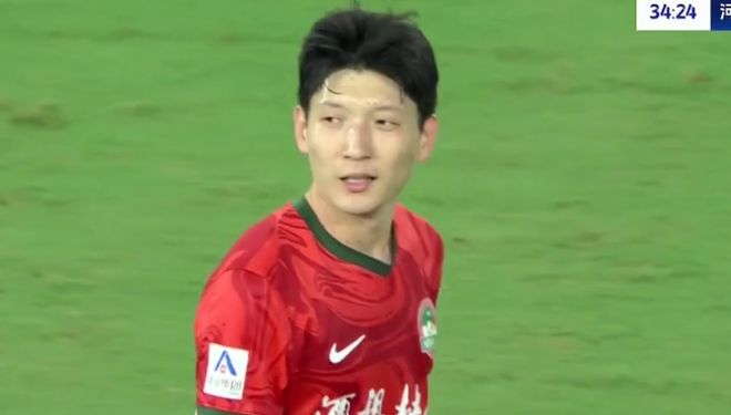 中超争议判罚！河南2球失而复得VAR介入媒体人：边裁载入史册