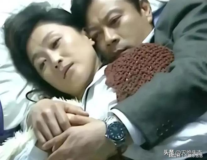 巫刚：与不婚主义者陈瑾相伴近20年如今61岁被人偶遇活成“笑话”