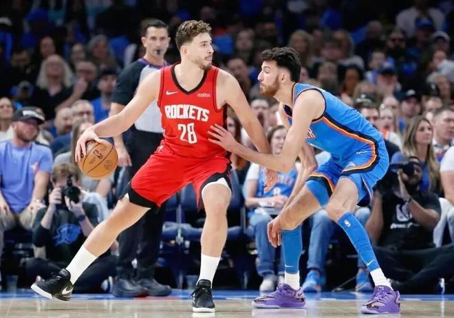 新赛季同时两连败！火箭和独行侠的“高个子实验”为何翻车？(图5)