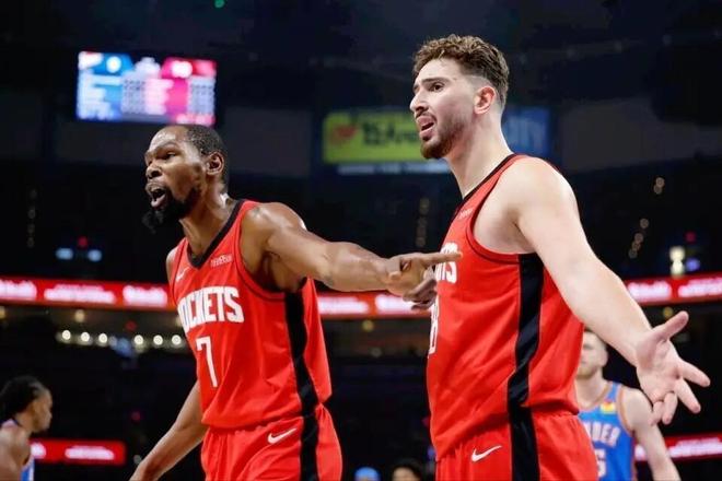 新赛季同时两连败！火箭和独行侠的“高个子实验”为何翻车？(图2)