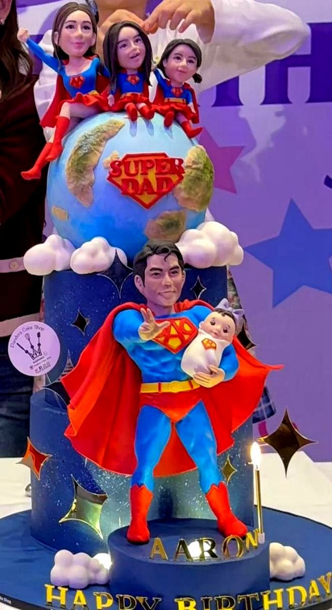 九游娱乐NineGame：方媛卷得令人害怕：产后几天光速恢复穿戴50万行头为郭富城庆生(图4)