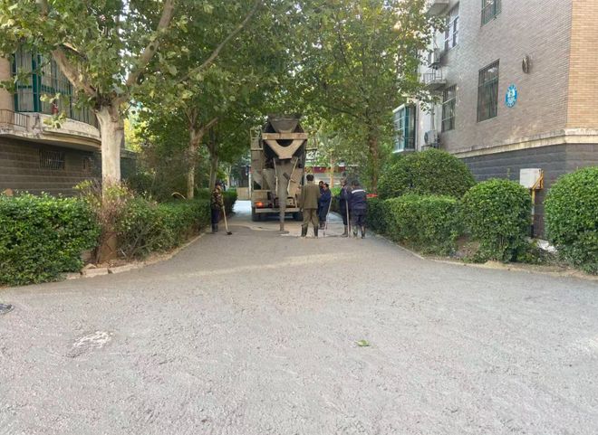 【微济阳】总投资18万余元！济阳这个小区对路面进行升级改造