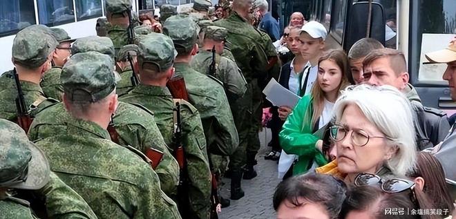 特朗普受骗！俄军非被迫参战550万卢布抢死(图3)