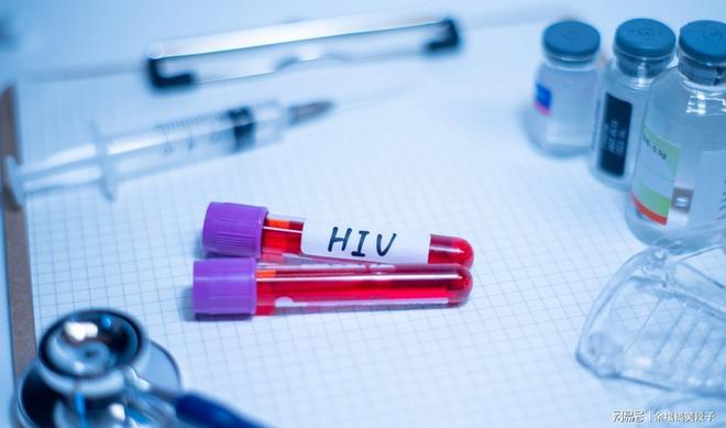 艾滋病增长趋势：医生提醒51岁以上人群注意外出防护