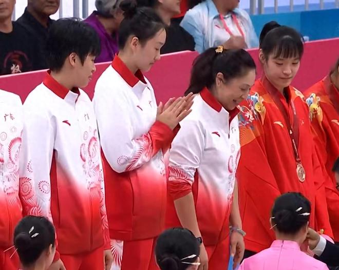 九游娱乐：12中9！砍全队第二高分完胜韩旭广东队夺冠她成为了奇兵