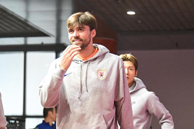 告别战！山东鲁能五大外援离去谁将填补他们的位置？(图3)