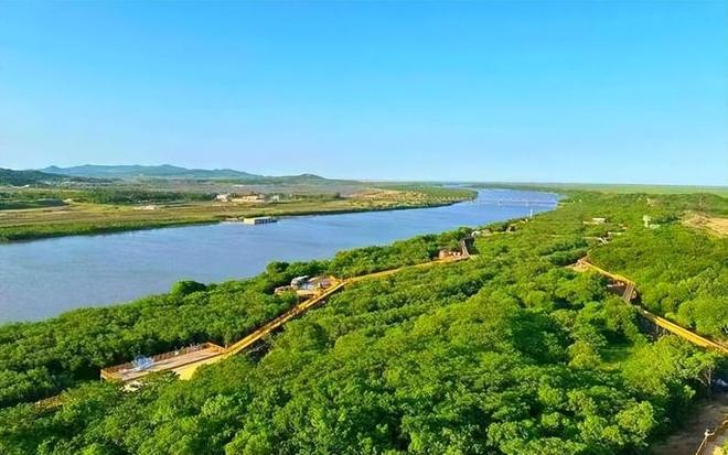 被夹在缝隙间的中国领土：防川是中国最窄的领土仅有8米宽！(图5)