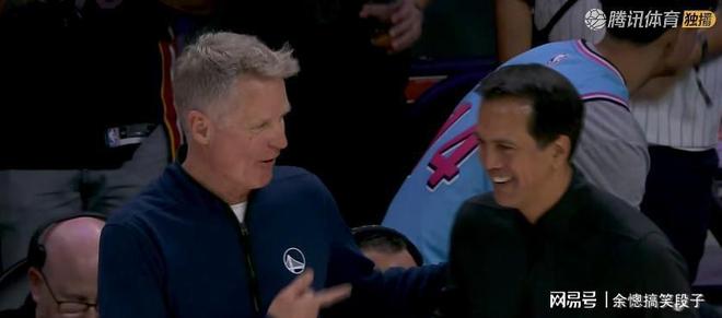 九游娱乐NineGame：14分惨败！波杰20+8+2赛后库里走入场内格林紧随其后(图4)