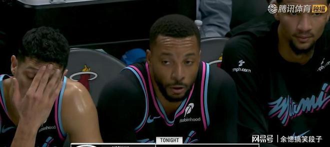 九游娱乐NineGame：14分惨败！波杰20+8+2赛后库里走入场内格林紧随其后(图2)
