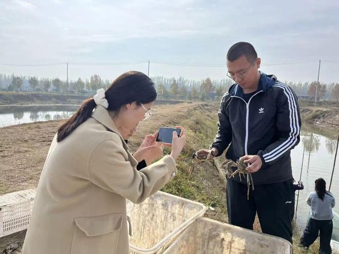 九游娱乐NineGame：什么是年轻？——致逐光而行的基层工作者(图4)