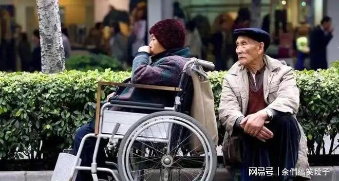 九游娱乐：中国将迎来前所未有的死亡高峰专家得出答案：是这些因素导致的(图2)