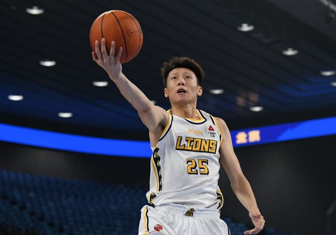 CBA官宣首次补测33人通过：周鹏沈梓捷范子铭等赵继伟尚未补测(图3)