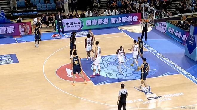 爆冷！广东狂输山西14分进攻拉胯失误多奎因首秀拉胯