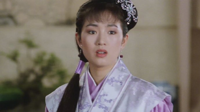 九游娱乐：喜剧为何比悲剧更难演？演员邢岷山分享笑声背后的艰辛