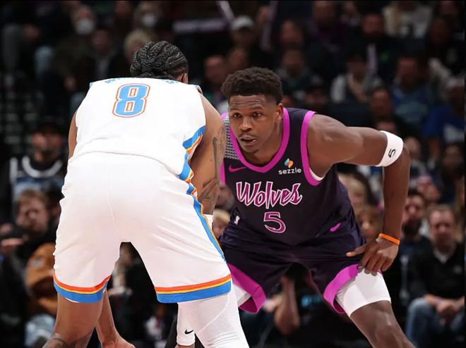 九游娱乐：大心脏！爱德华兹关键三分+盖帽+抢断制胜森林狼掀翻联盟第一(图2)