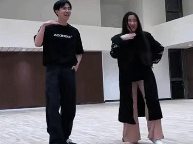 锤娜丽莎：从“女团C位”到“喜剧女王”她用180斤撞开一条花路(图8)