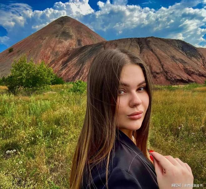 九游娱乐NineGame：乌克兰居民：母亲在战争期间去世俄罗斯人夺走了我们逝去的亲人(图3)