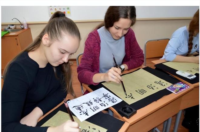 中国汉字博大精深外国人都来学习谐音梗盘点那些笑话(图9)